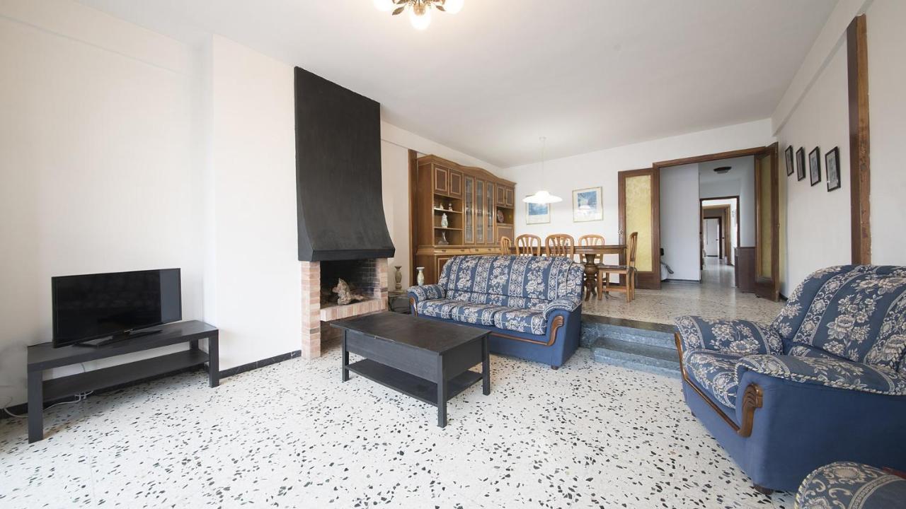 R28 Apartamento Montserrat 11-3 Калафел Екстериор снимка